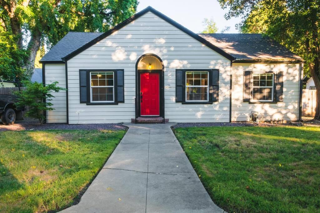 Lovely House Near Downtown, Home Away From Home! 奇科 外观 照片
